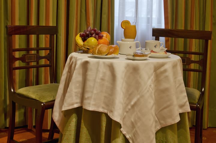 VIP Inn Berna Hotel