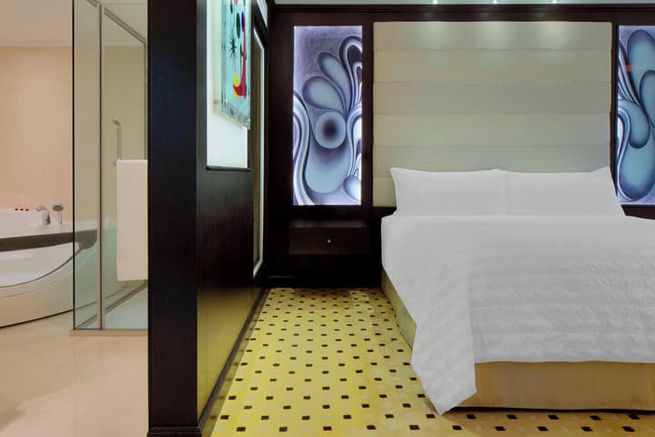 Le Meridien Dubai Hotel & Conference Centre