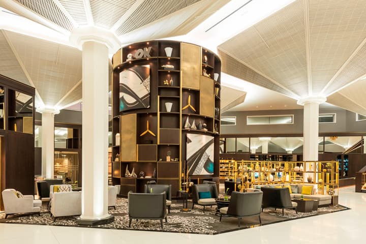 Le Meridien Dubai Hotel & Conference Centre
