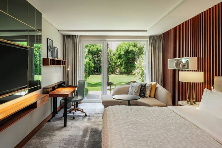 Le Meridien Dubai Hotel & Conference Centre