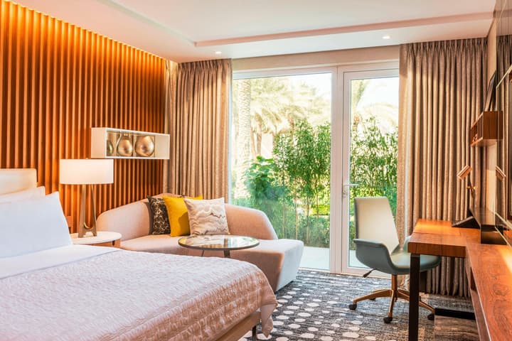 Le Meridien Dubai Hotel & Conference Centre