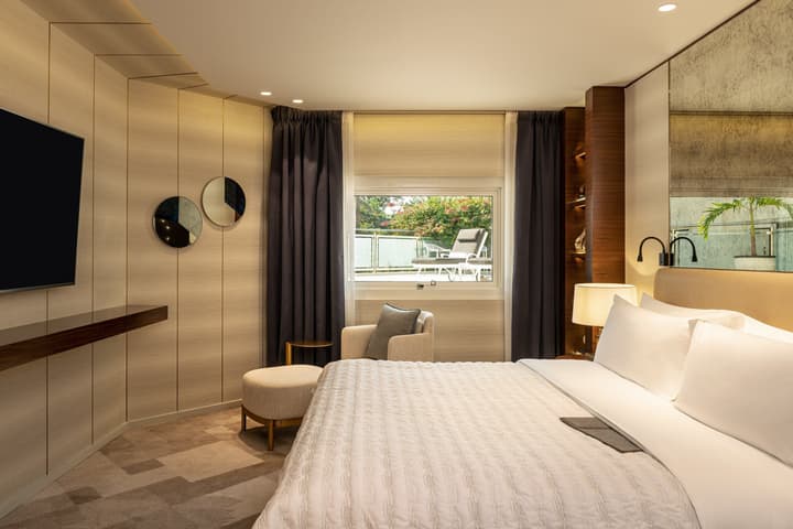 Le Meridien Dubai Hotel & Conference Centre