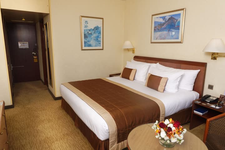 Carlton Hotel