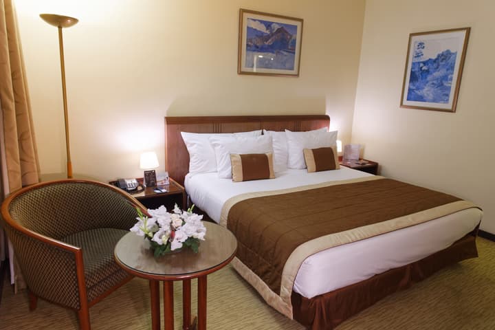 Carlton Hotel