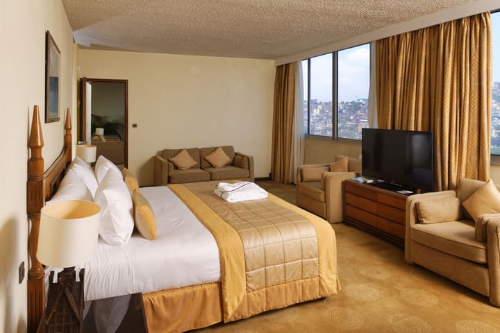 Carlton Hotel