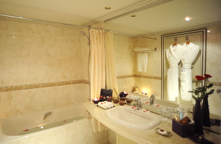 Hotel La Tour Hassan Palace