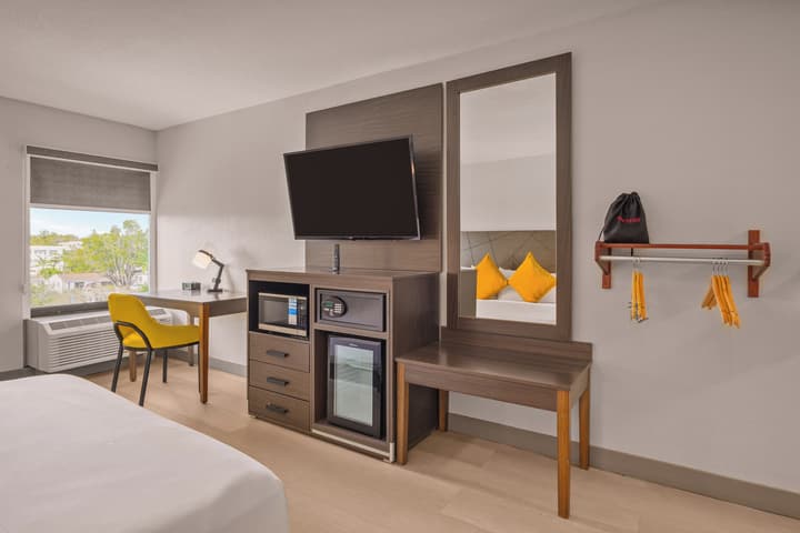 B&B Hotel Miami Airport