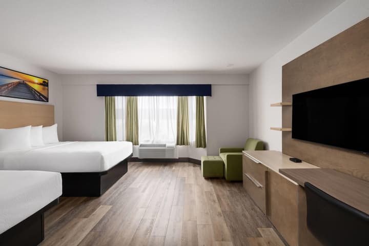 Days Inn by Wyndham Monterey Downtown