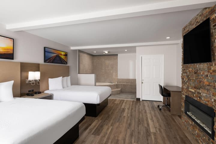 Days Inn by Wyndham Monterey Downtown