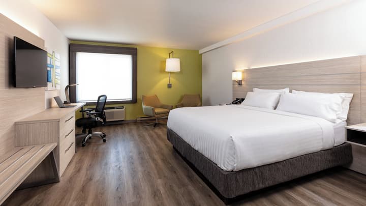 Holiday Inn Express Quebec City - Sainte Foy by IHG