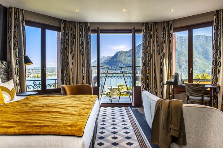 Les Tresoms Lake and Spa Resort