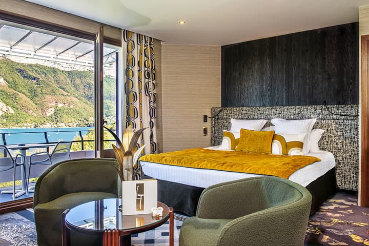Les Tresoms Lake and Spa Resort