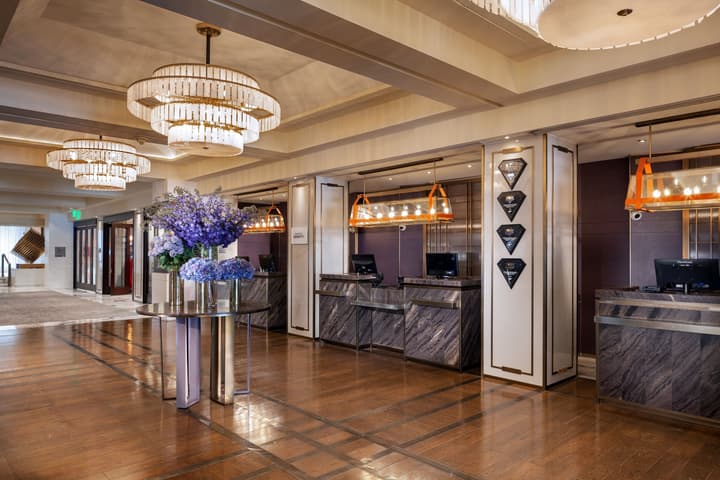 Sheraton Universal Hotel