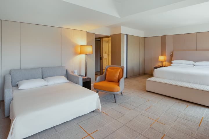 Sheraton Universal Hotel