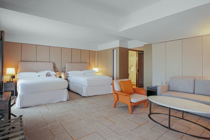 Sheraton Universal Hotel