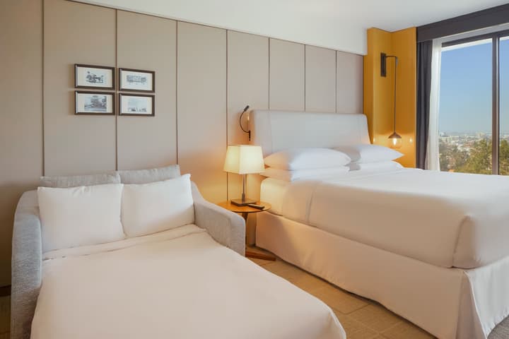 Sheraton Universal Hotel