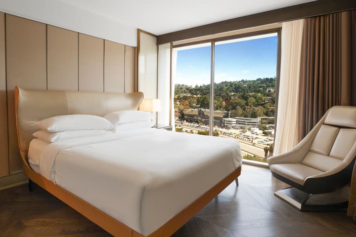 Sheraton Universal Hotel