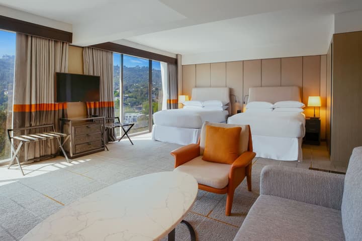 Sheraton Universal Hotel