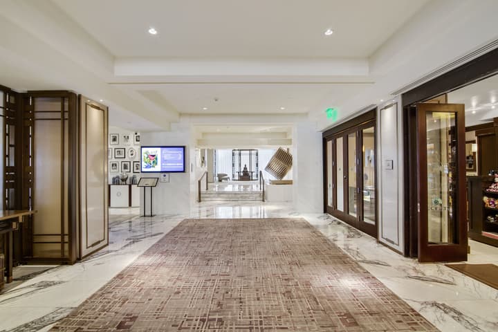Sheraton Universal Hotel