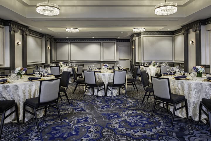 Phoenix Park Hotel