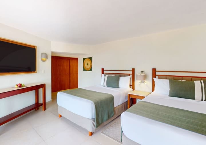 Park Royal Beach Acapulco - All Inclusive