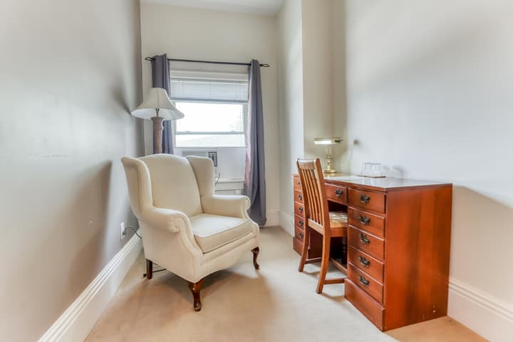 Hochelaga Inn