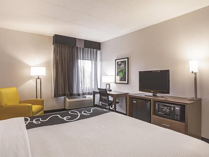 La Quinta Inn & Suites by Wyndham Virginia Beach