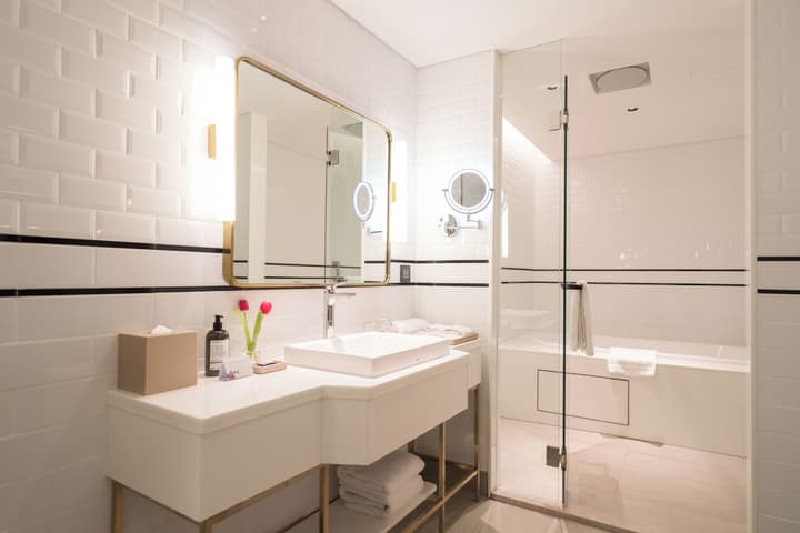 Montien Hotel Surawong Bangkok