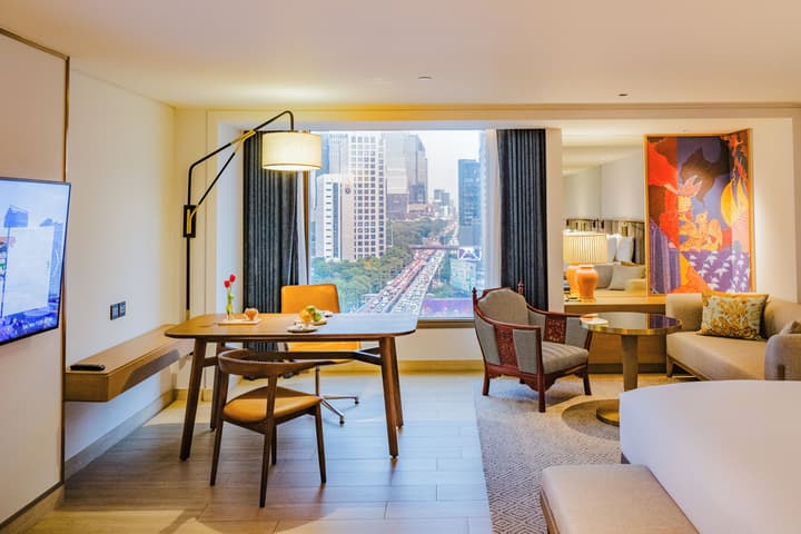 Montien Hotel Surawong Bangkok