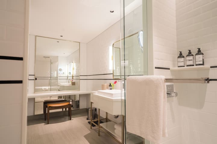 Montien Hotel Surawong Bangkok