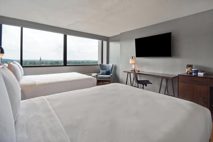 Four Points by Sheraton Boston Newton