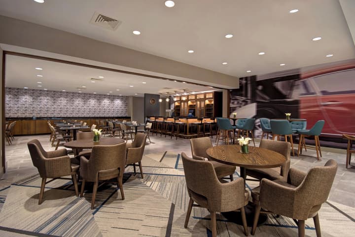 Four Points by Sheraton Boston Newton