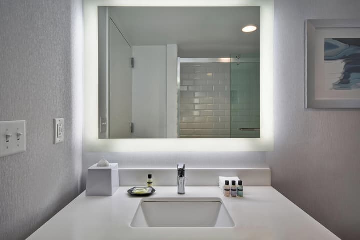 Four Points by Sheraton Boston Newton
