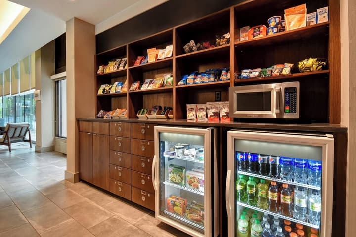 Four Points by Sheraton Boston Newton