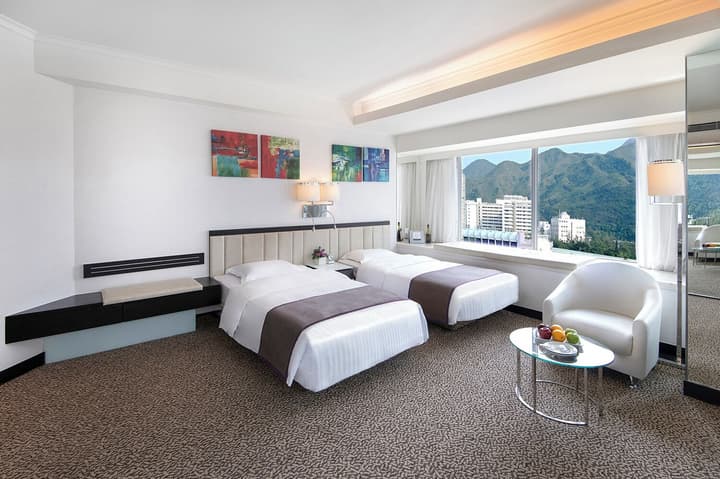 Regal Riverside Hotel