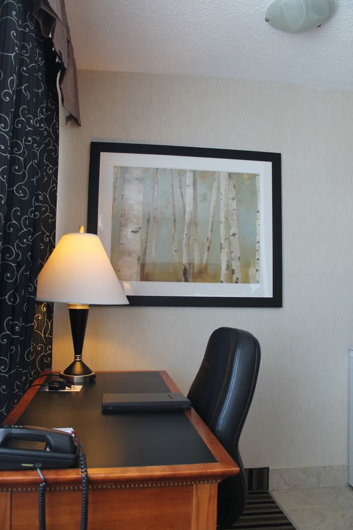 Best Western Plus Suites Downtown