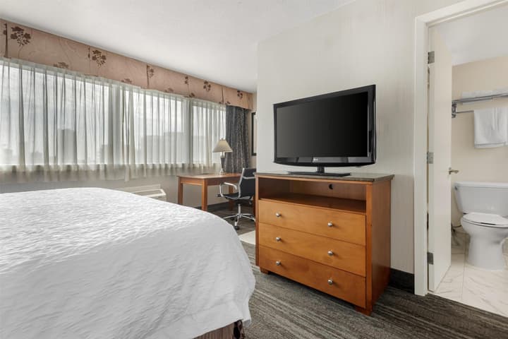 Best Western Plus Suites Downtown