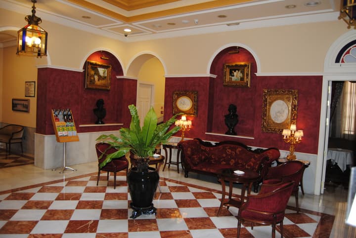 Hotel Cervantes