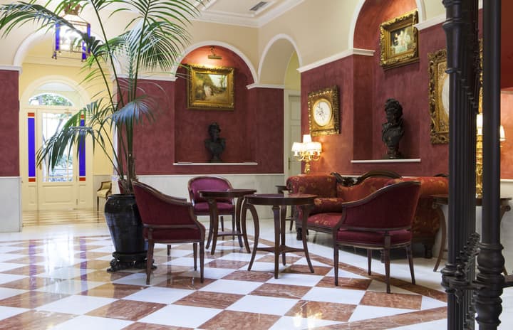 Hotel Cervantes