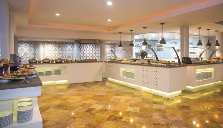 Buenaventura Grand Hotel & Great Moments - All Inclusive