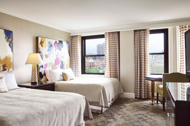 The Raphael Hotel, Autograph Collection