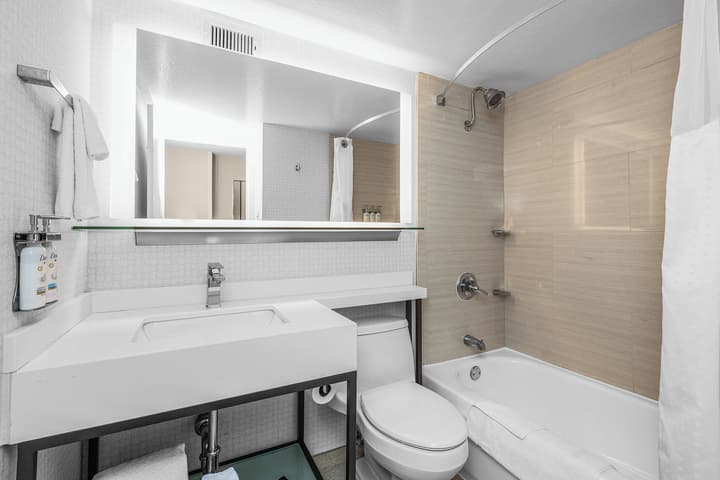 Holiday Inn Golden Gateway by IHG