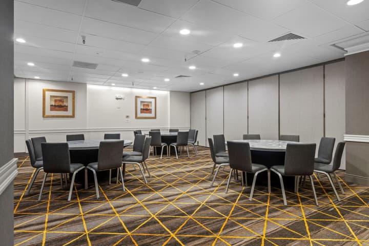 Holiday Inn Golden Gateway by IHG