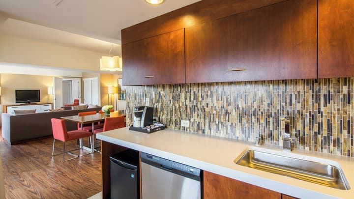 Holiday Inn Golden Gateway by IHG