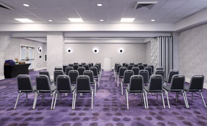 YOTEL Washington DC, Select by Hilton