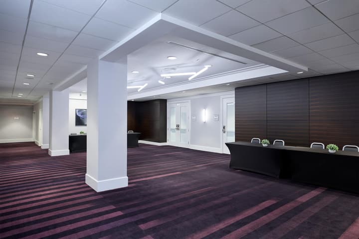 YOTEL Washington DC, Select by Hilton