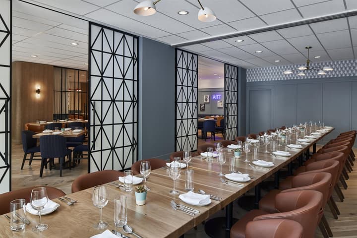 YOTEL Washington DC, Select by Hilton
