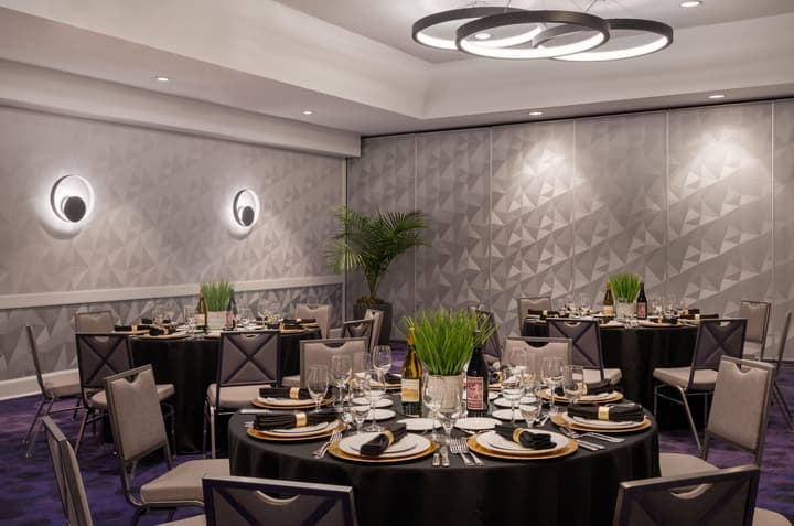 YOTEL Washington DC, Select by Hilton