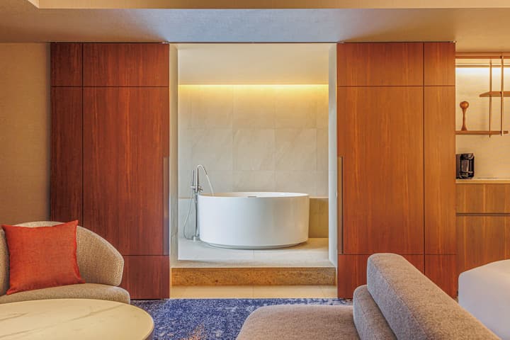ANA Crowne Plaza Hiroshima by IHG