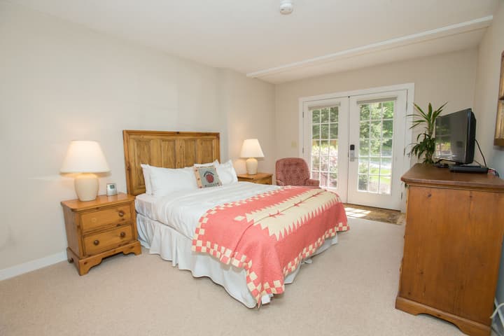 Topnotch Resort